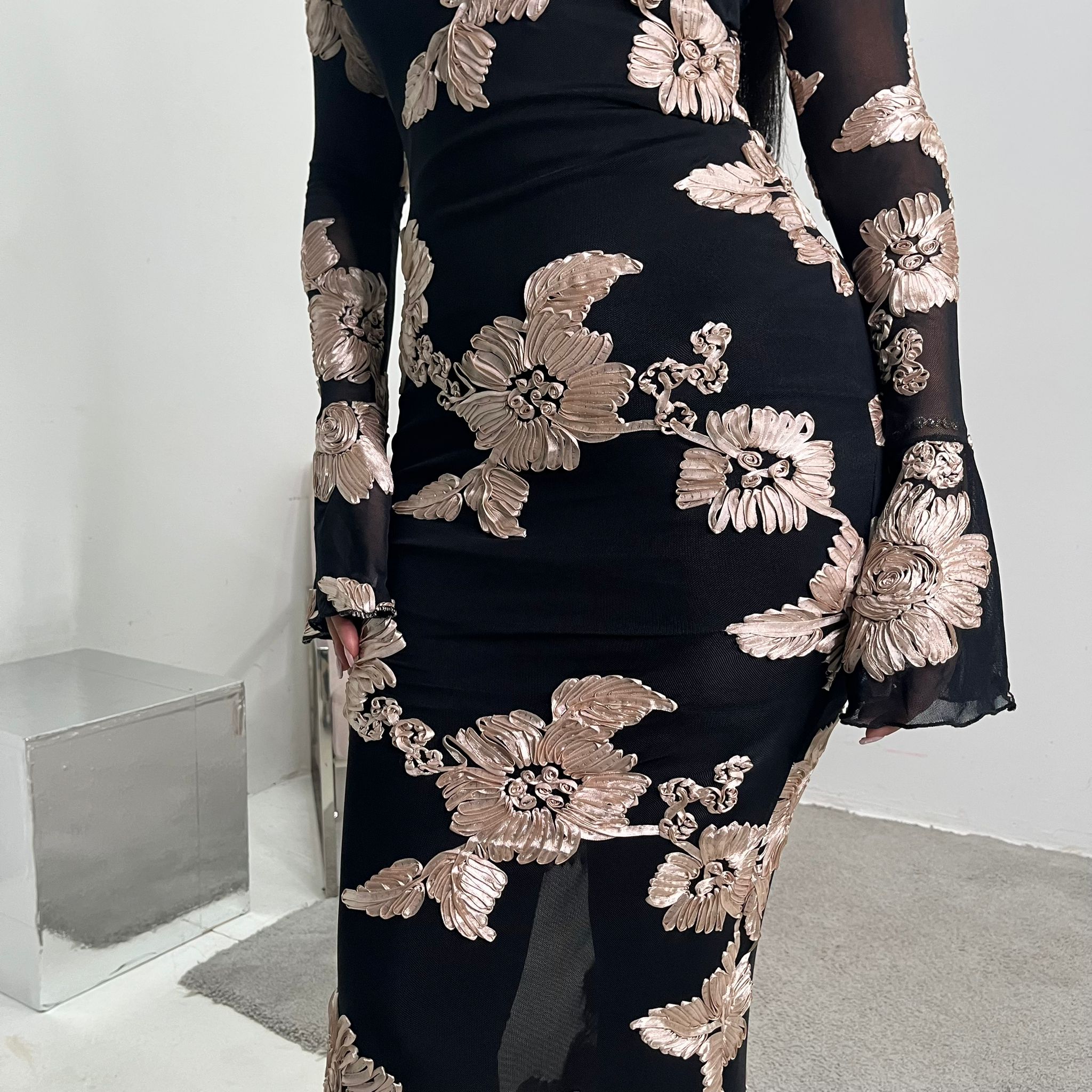 Hari Black & Gold Elegant Summer Floral Lined Modest Dress Flare Sleeve