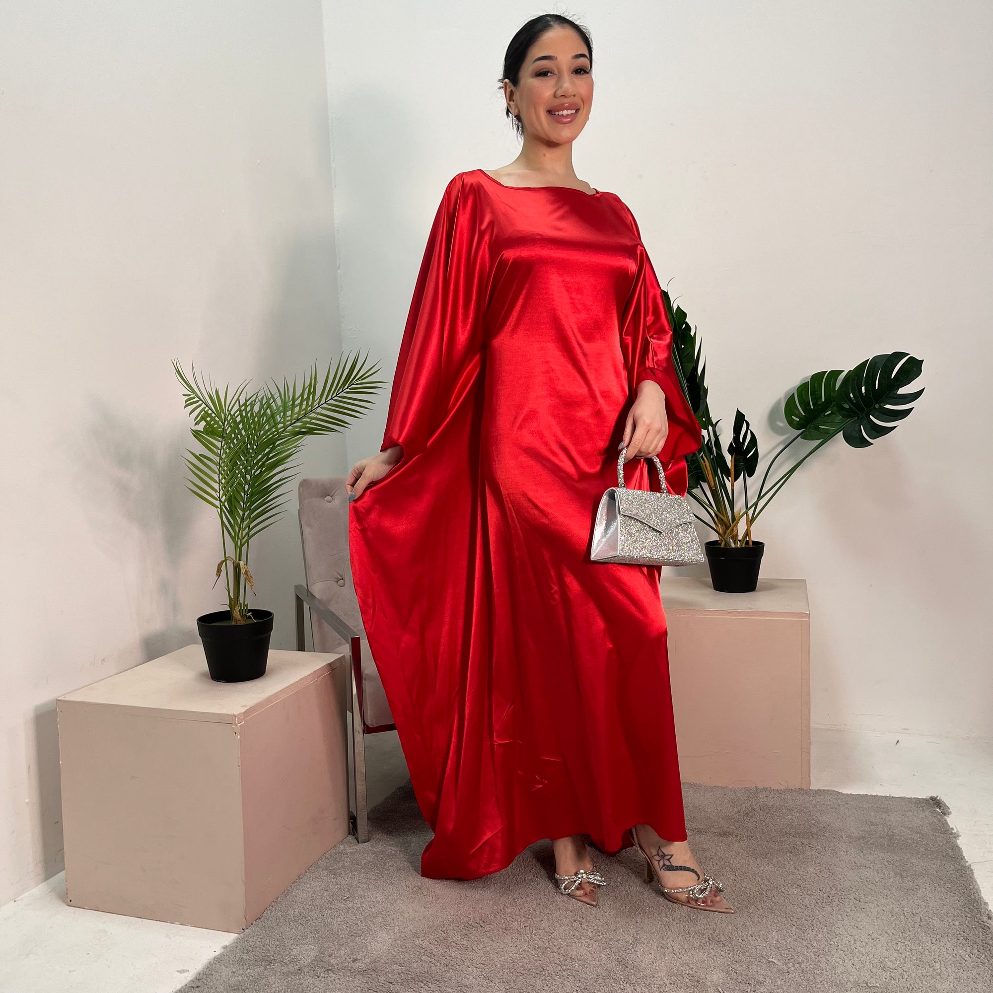 Sehr Red Quality Satin Plain Tie kaftan Dress – House Of Haniya