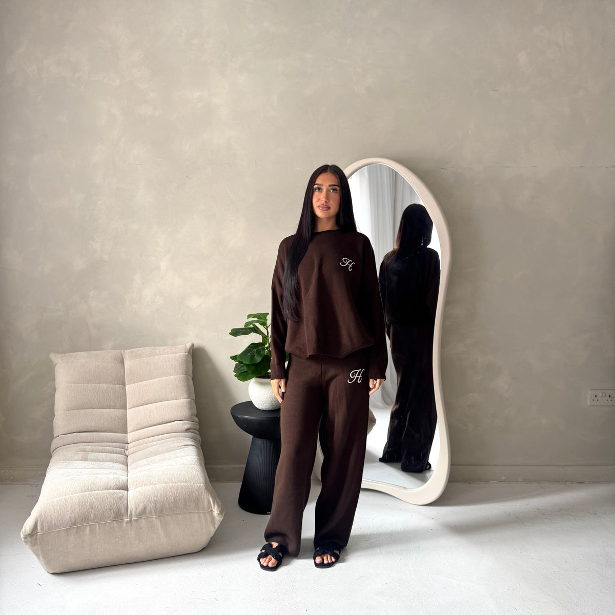 Lili Brown 'H' Logo Embroidery Loungewear Comfy Set