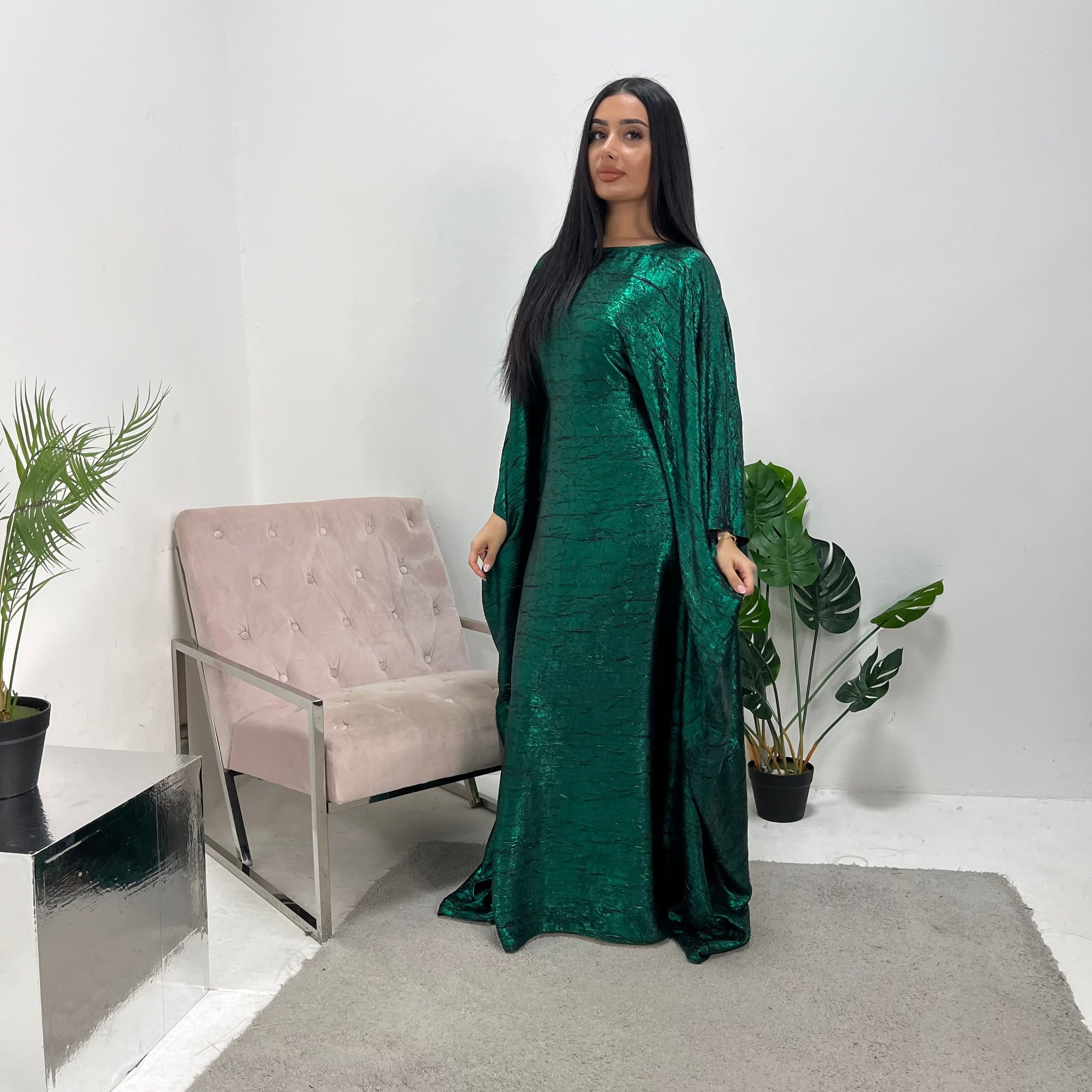 Velora Emerald Green Shimmer Foil Print Modest Kaftan Abaya House Of Haniya Velora Emerald Green Shimmer Foil Print Modest Kaftan Abaya House Of Haniya