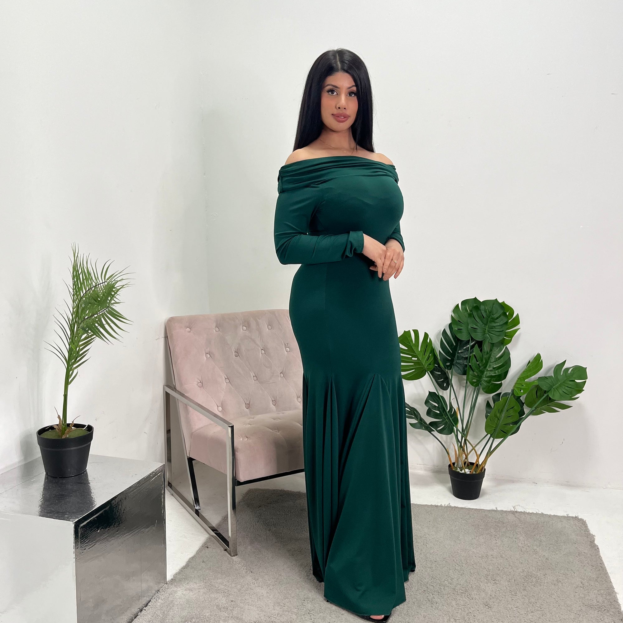 Aafia Emerald Green Elegant Off Shoulder Maxi Dress House Of Haniya Aafia Emerald Green Elegant Off Shoulder Maxi Dress House Of Haniya