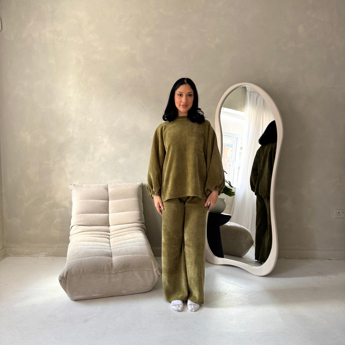 Elika Olive Green Soft Batwing Top Elasticated Cuff Trouser Co Ord Set