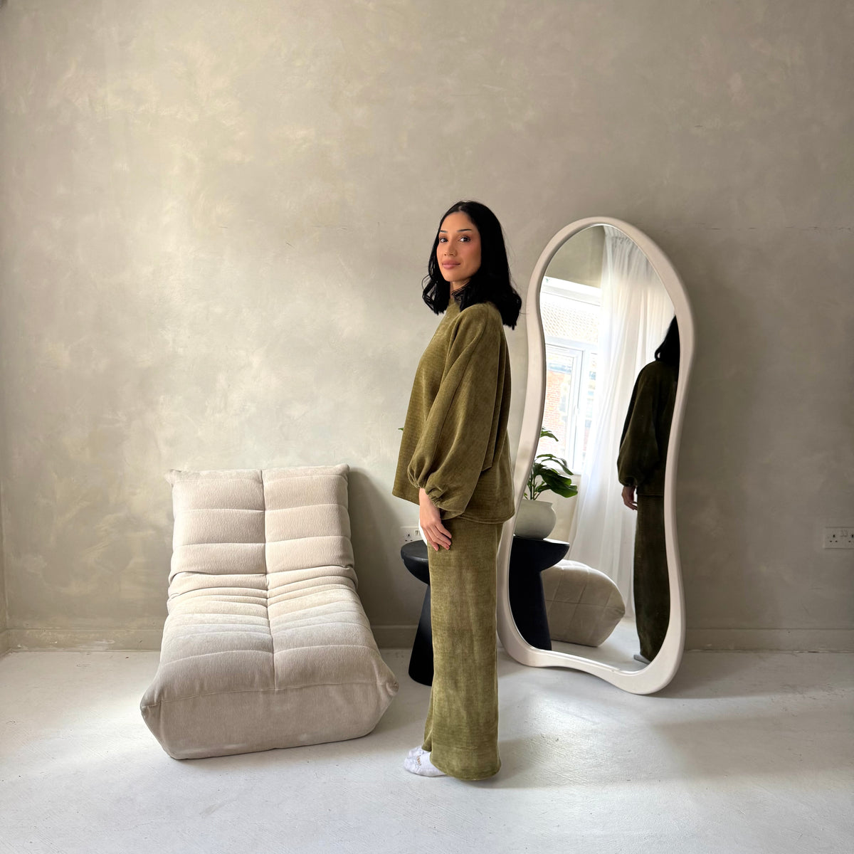 Elika Olive Green Soft Batwing Top Elasticated Cuff Trouser Co Ord Set