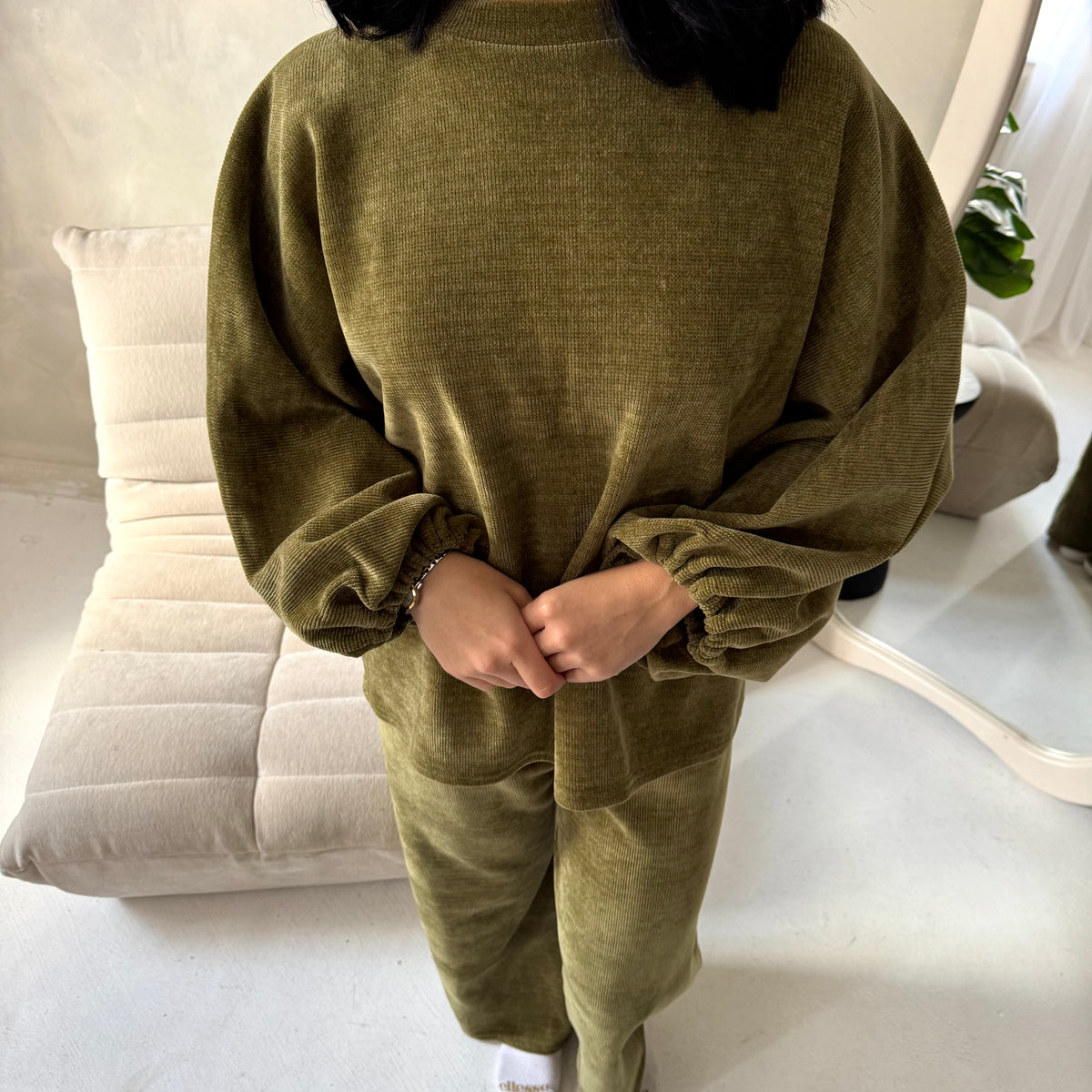 Elika Olive Green Soft Batwing Top Elasticated Cuff Trouser Co Ord Set