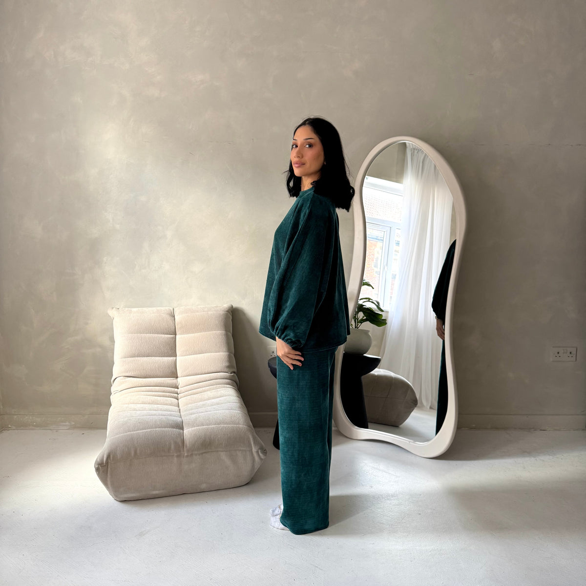 Elika Emerald Green Soft Batwing Top Elasticated Cuff Trouser Co Ord Set
