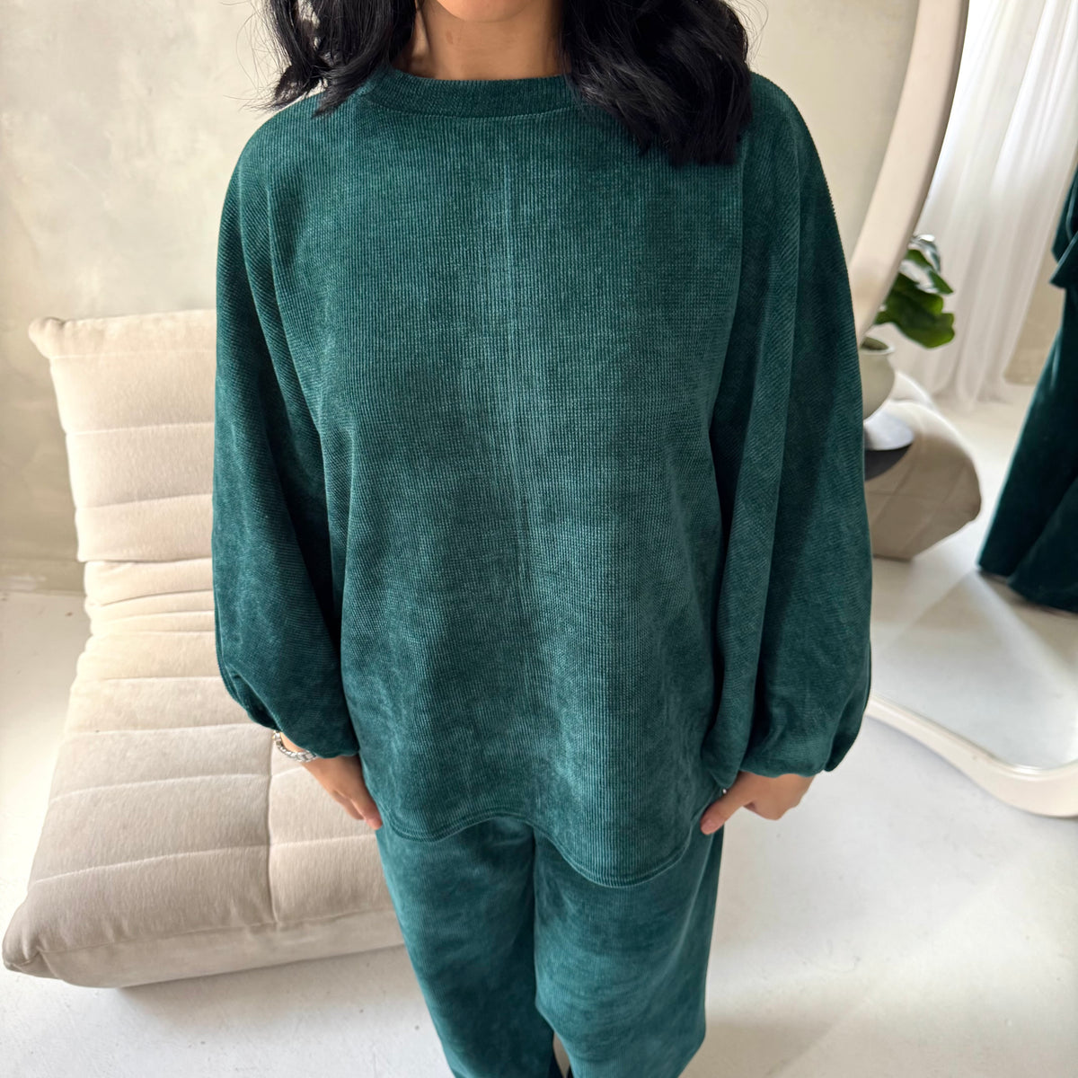 Elika Emerald Green Soft Batwing Top Elasticated Cuff Trouser Co Ord Set