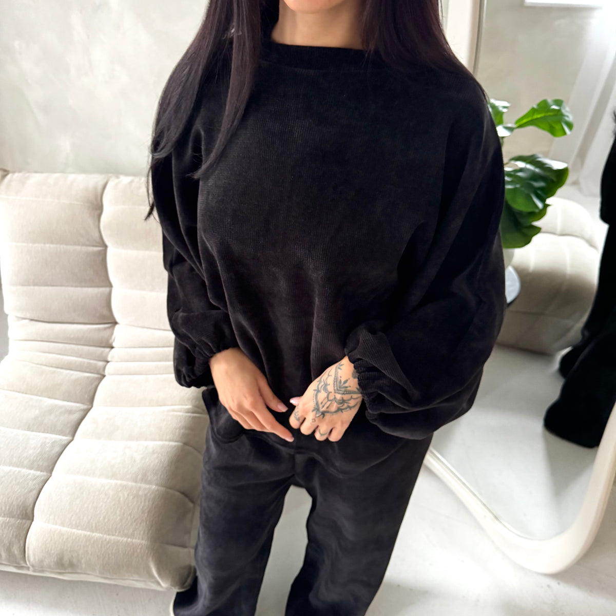 Elika Black Soft Batwing Top Elasticated Cuff Trouser Co Ord Set